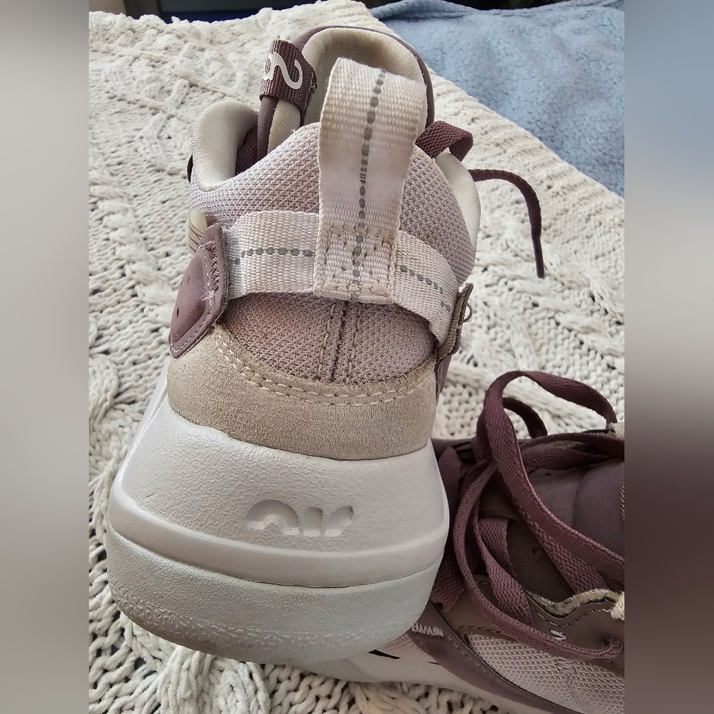 Women's Jordan Air NFH 'Infinite Lilac' - Picture 4 of 9